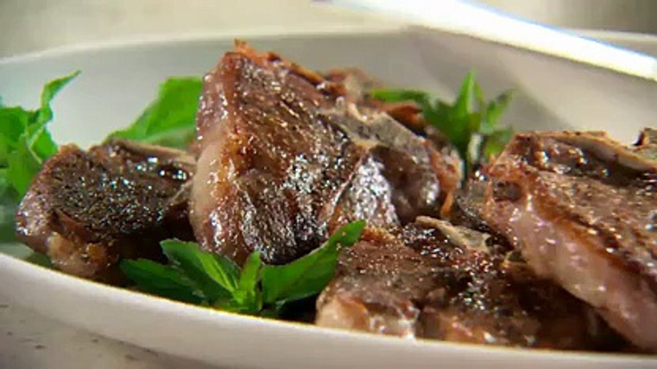 MARTHA STEWART'S COOKING SCHOOL