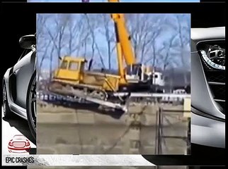 Unfall: Autokran stürzt in Baugrube - Crane crash OMG