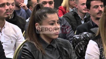 Report TV - Partia “Forca Rinia”, nis hartimin programi "Shqipëria me të rinjt