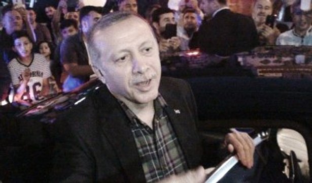Cumhurbaşkanı Recep Tayyip Erdoğan, Taksicilerin Açtığı Pankarta Kayıtsız Kalmadı