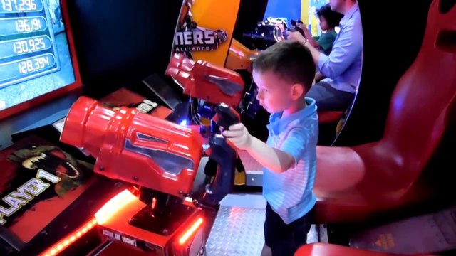 Битва Клим и папа против Динозавров _ Jurassic Park game _ Видео игры для детей