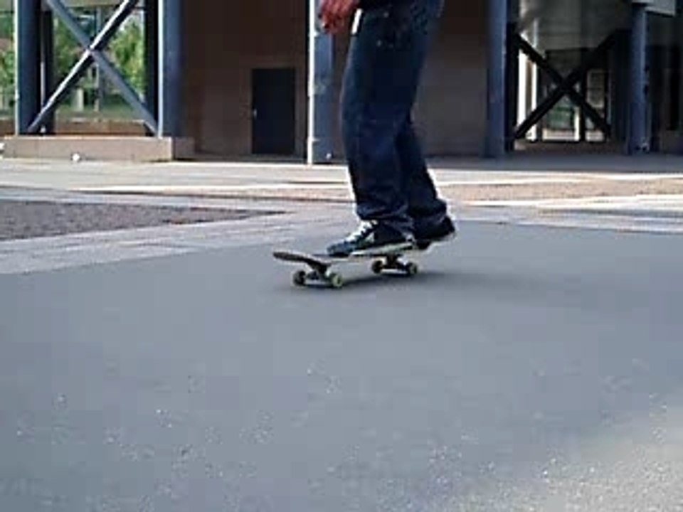 Varial Flip