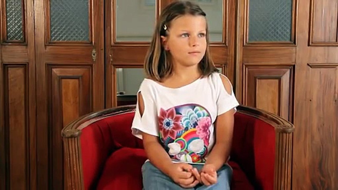 Expérience Tu préfères être une petite fille gentille et laide ou méchante et belle