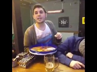 En komik karışık vine