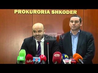 Report TV - Shkodër, mina me telekomandë e arsenal armësh, tre në pranga