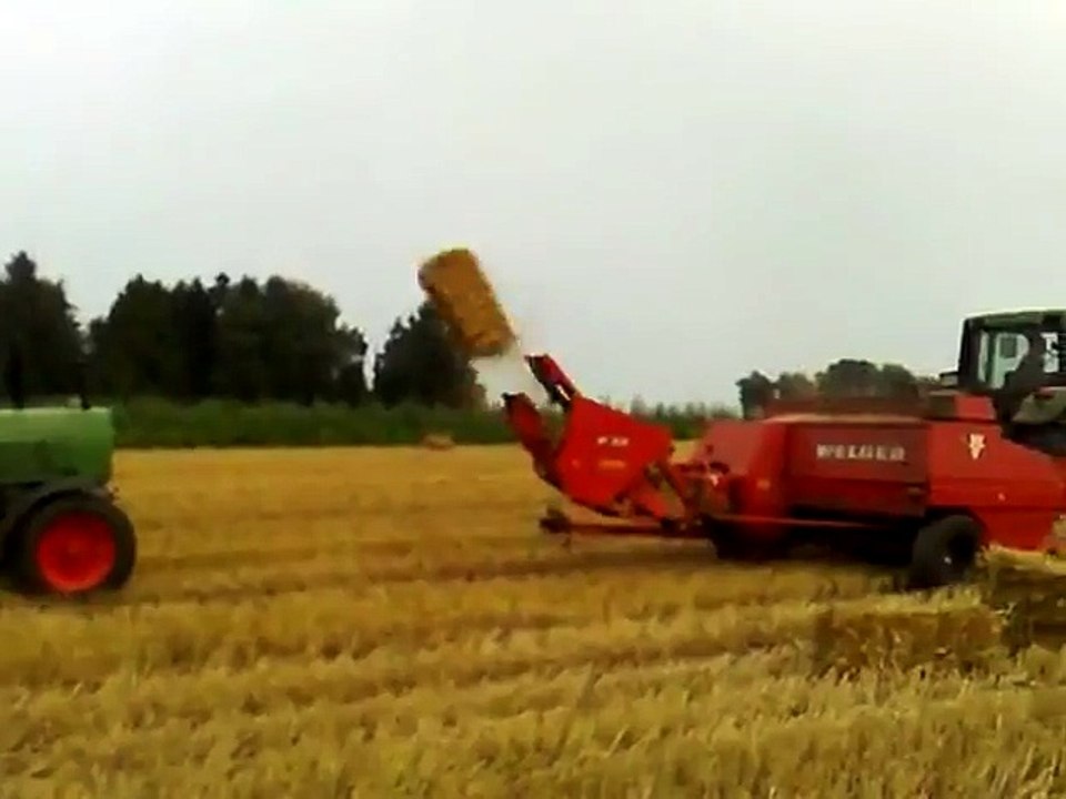 Genius Way to Load Hay!