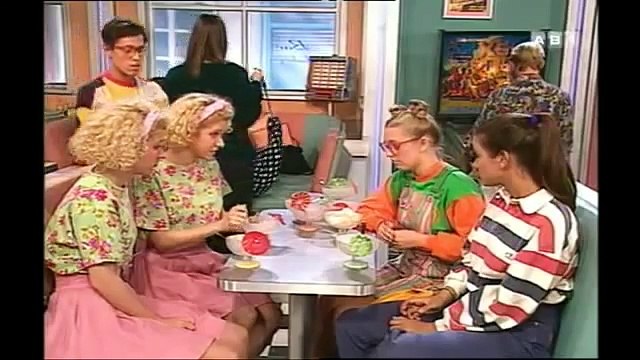 Premiers Baisers Episode 87 Les chaussures de papa