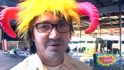 Amy Sedaris - behind the scenes - Yo Gabba Gabba