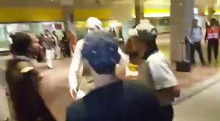 BREAK NEWS...ISLAM ABAD AIRPORT PAR JUNAID JAMSHED