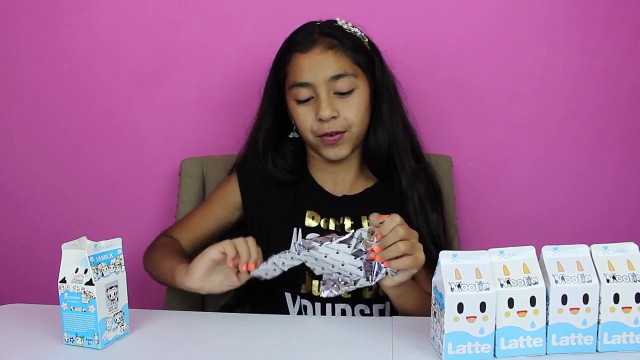 Tokidoki Moofia Latte Milk - Surprise Blind Box Opening!