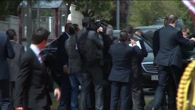 Davutoğlu, Ürdün Başbakanı Ensour Tarafından Resmi Törenle Karşılandı