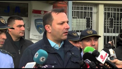 Maqedoni, policia shton masat - Top Channel Albania - News - Lajme