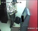 Guy Looted The ATM Just In 3 Mins   MUST WATCH