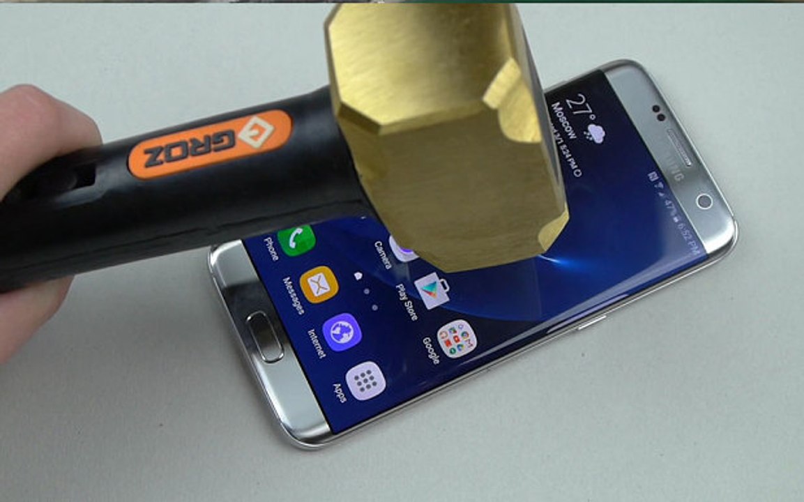 Samsung Galaxy S7 Edge Hammer & Knife Scratch Test