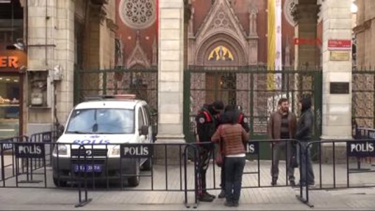 İstanbul'da 'Paskalya' Ayini