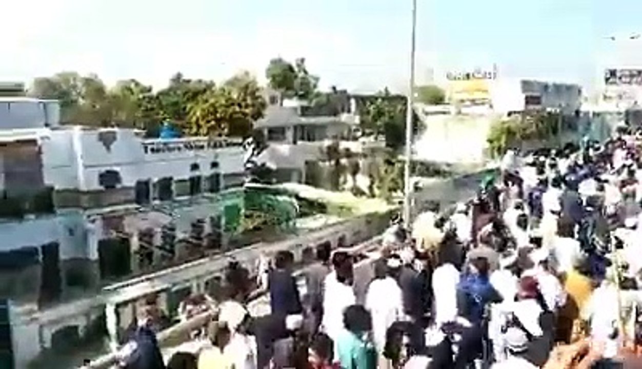 2ممتاز قادری کے چہلم کی ریلی