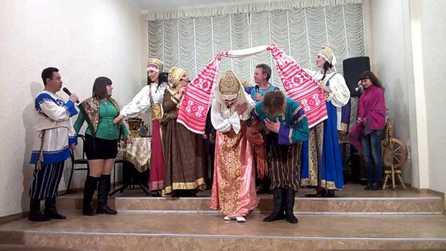 Музыкальный мини-спектакль Сваты едут