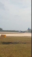 Magic Pilot Manages To Land Plane Without Front Landing Gear