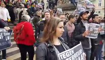 Bruxelles: l'hommage aux victimes perturbé par des militants d'extrême droite
