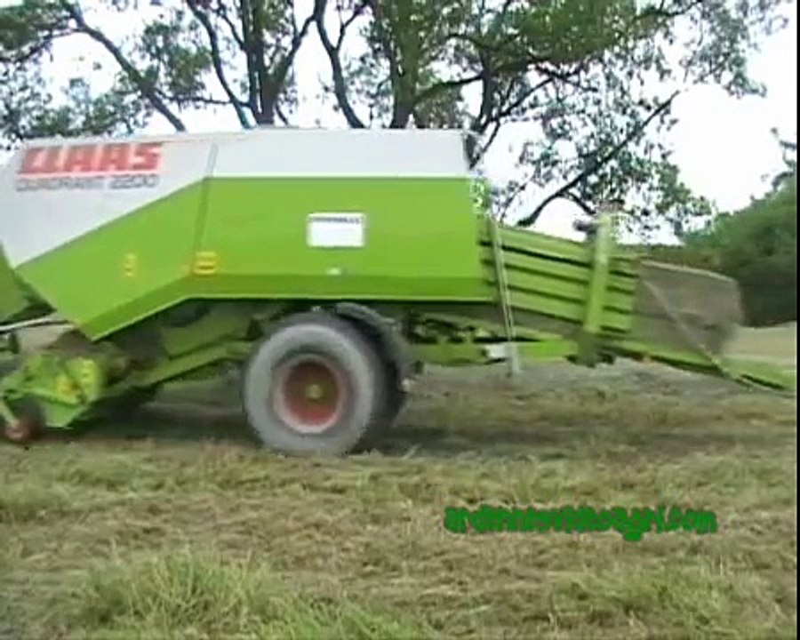 Pressage du foin 2008