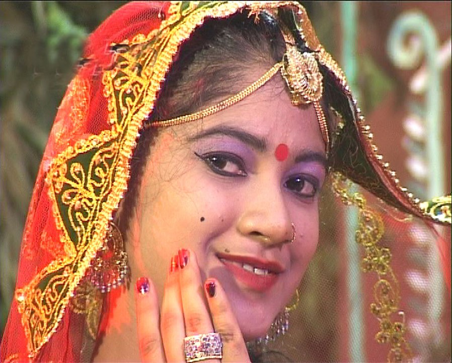 बुन्देलखंडी लोकगीत / गोरी के गालन पे / चन्द्रभूषण पाठक