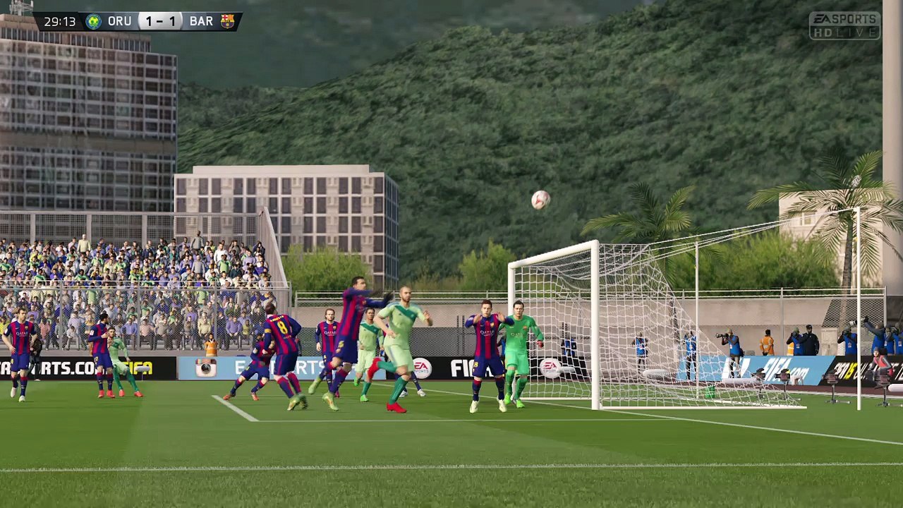 FIFA 15_ bullying a messi