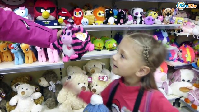 Кукла Беби Борн и Ярослава. Шопинг в магазине игрушек. Видео для детей. Подарок для игрушки