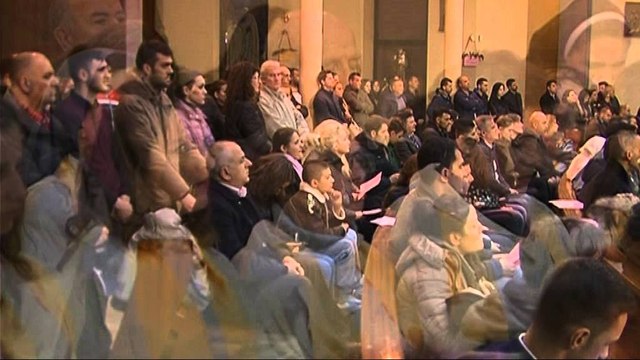 KREMTOHET RINGJALLJA E KRISHTIT,NE FESTEN E PASHKES MESAZHE PAQEJE DHE PER POLITIKEN LAJM