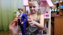 Куклы Барби и Кен. Распаковка и обзор Кена друга Барби от Ярославы. Видео для детей. Tiki Taki Kids