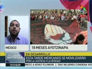 México: padres de los normalistas realizan "Viacrucis por los 43"