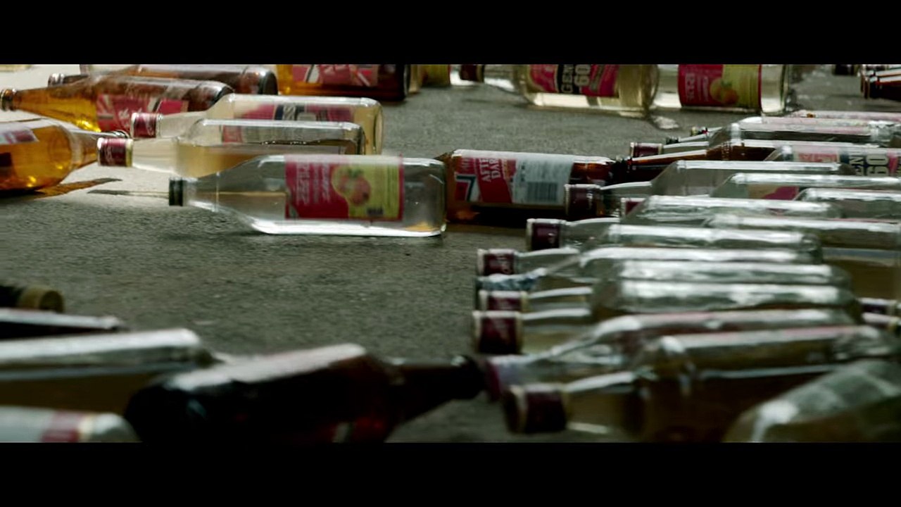 Raees Teaser - Shah Rukh Khan I Nawazuddin Siddiqui I Mahira Khan - EID 2016 - YouTube