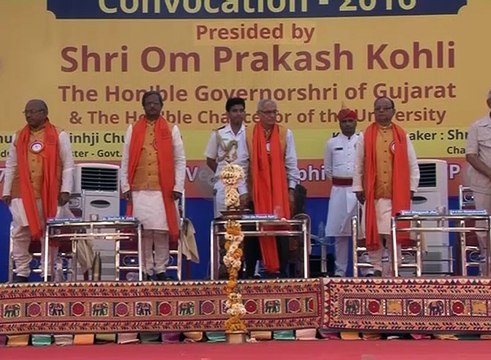 Bhavnagar University Convocation 2016 attended by Governor Kohli