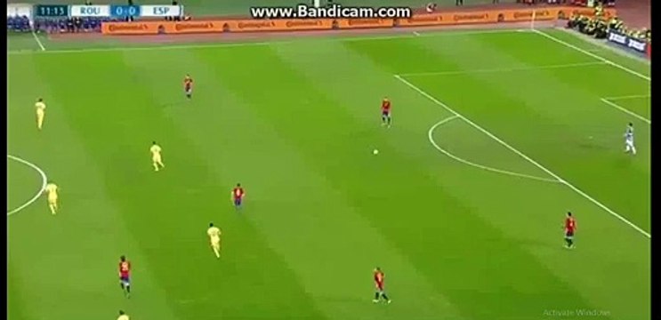 Jordi Alba Fantastic Try To Score - Romania v. Spain 27-3-2016