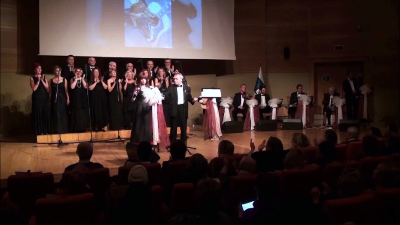 HOCALAR-ARKAMDAN TAS TAS SU DÖKMEYİ BIRAK