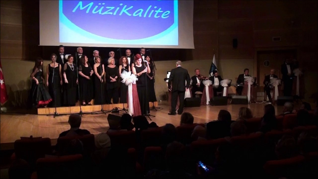 PELİN GÜNALP-YAPRAK DÖKÜMÜ MEVSİMİ GELDİ