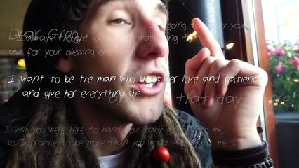 Un jeune homme rend hommage au papa décédé de sa copine