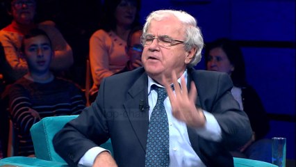 Ngjela i penduar per dobesine e opozitesn per 21 Janarin - Top Channel Albania