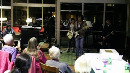 Robert Keefer Second Chance & Alex Swindle do 'Lawdy Miss Clawdy' Sheffield Remembers 2014