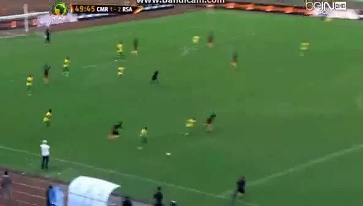 Clayton Daniels Amazing half way line Goal - Cameroon 1-2 South Africa - 26_03_1