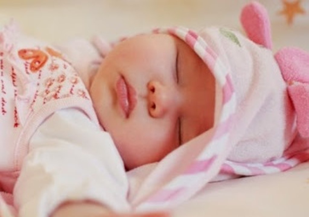 1 Hr ♥ Très Douce et Jolie Berceuse Pour Endormir Bébé Facilement ♥ Very Sweet Lullaby For Baby Sleep ♥ Music Box