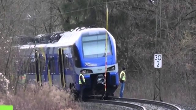 360° Gradë -PËRPLASEN DY TRENA NË GJERMANI, 8 TË VDEKUR, 150 TE PLAGOSUR