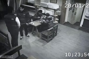 brave girl fights with three men
