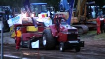 Tractorpulling Great Eccleston 2010 : Red Alert Blows Turbo