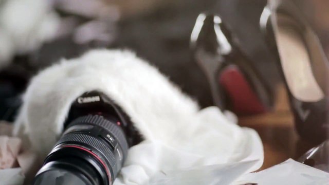 Ngọc Trinh tung clip nội y đầy khiêu gợi