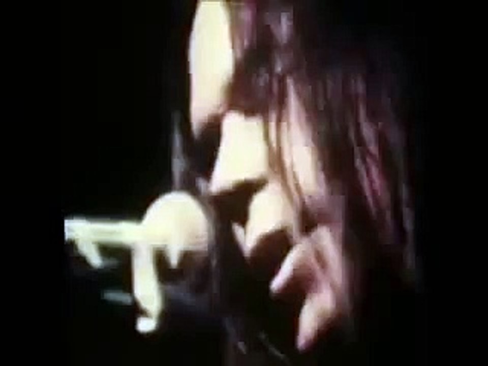 Neil Young - Cowgirl In The Sand