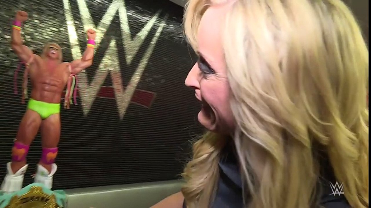 Dana Warrior unveils the exclusive Ultimate Warrior Championship Title Collection Statue