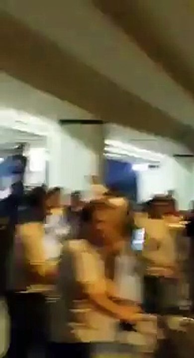 How People are Insulting Ahmed Shehzad and Muhammad Hafeez