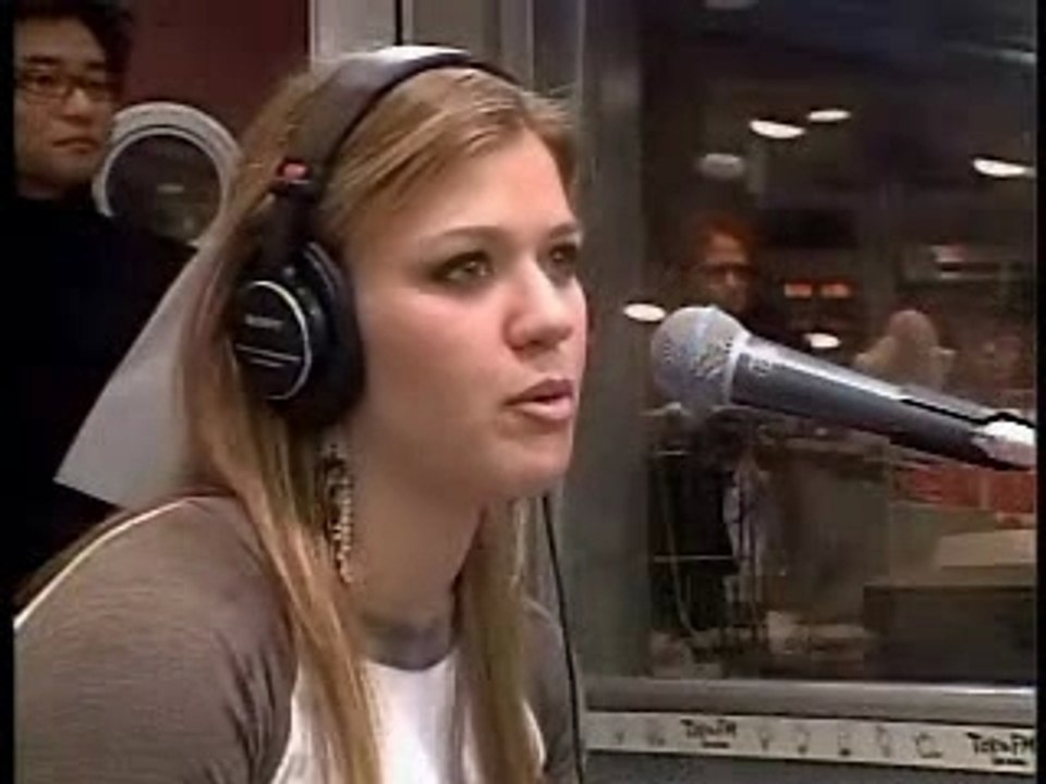 Kelly Clarkson Interview Cosmo Pops Japan