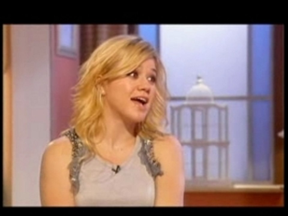 kelly clarkson Interview Des & Mel 2005