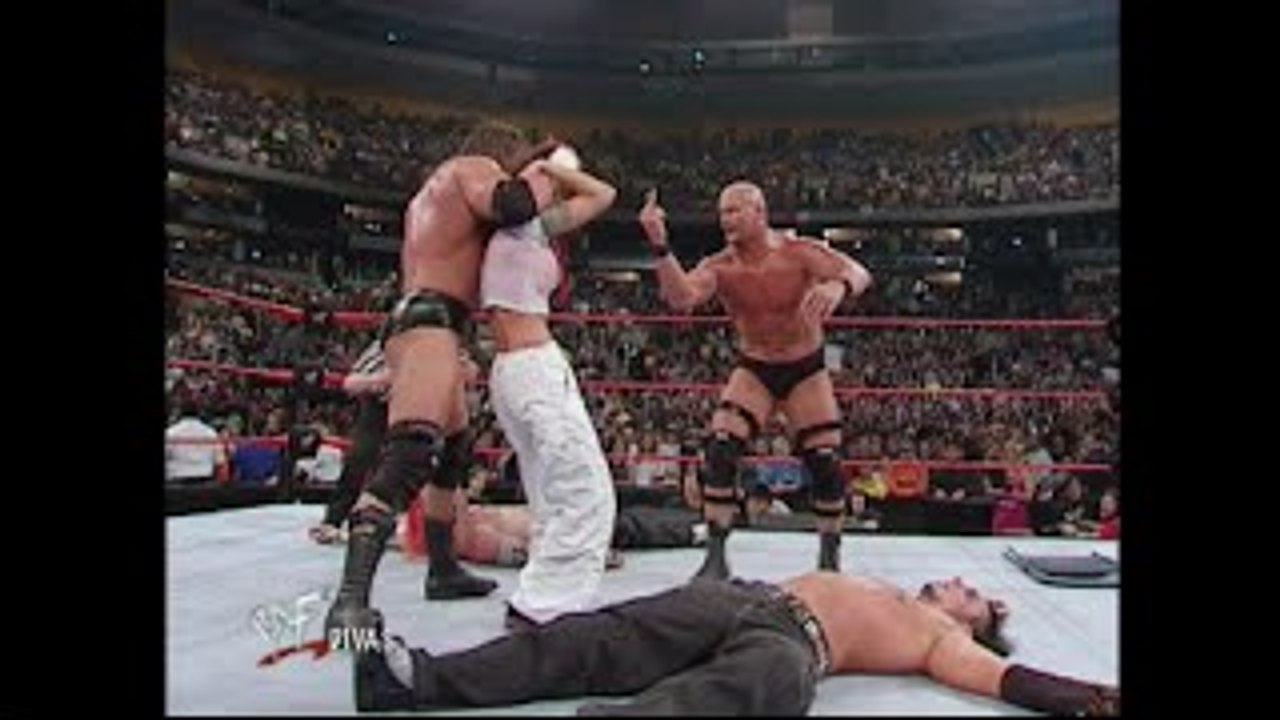 WWF RAW 04.09.2001: Two-Man Power Trip Attacks The Hardy Boyz & Lita (HD)